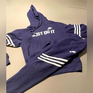 Navy Nike Sweats Set.